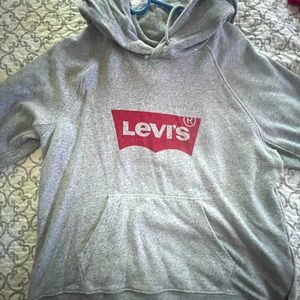 Grey Levi’s hoodie,size:medium